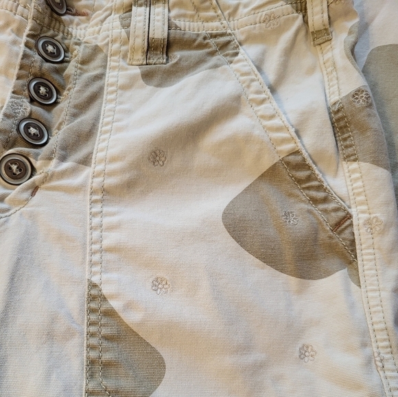 Anthropologie The Wanderer Camo button fly women's 27 cargo pants - Picture 14 of 16